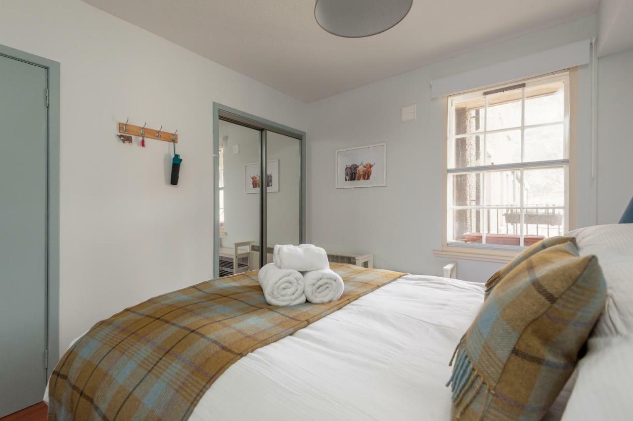 The Wee Highland Coo Apartment EDI